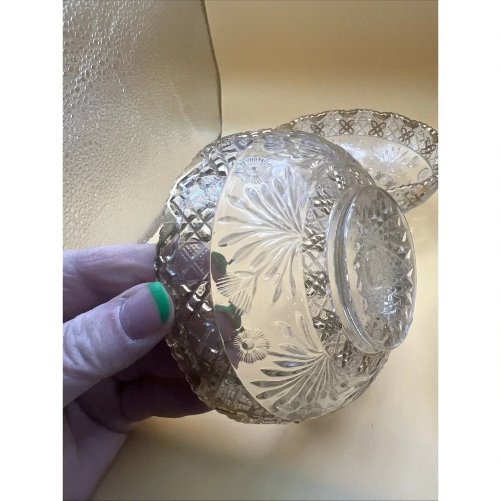 Indiana Glass Horsemint Set of 4 Berry Bowls by Shenning Antique 1915